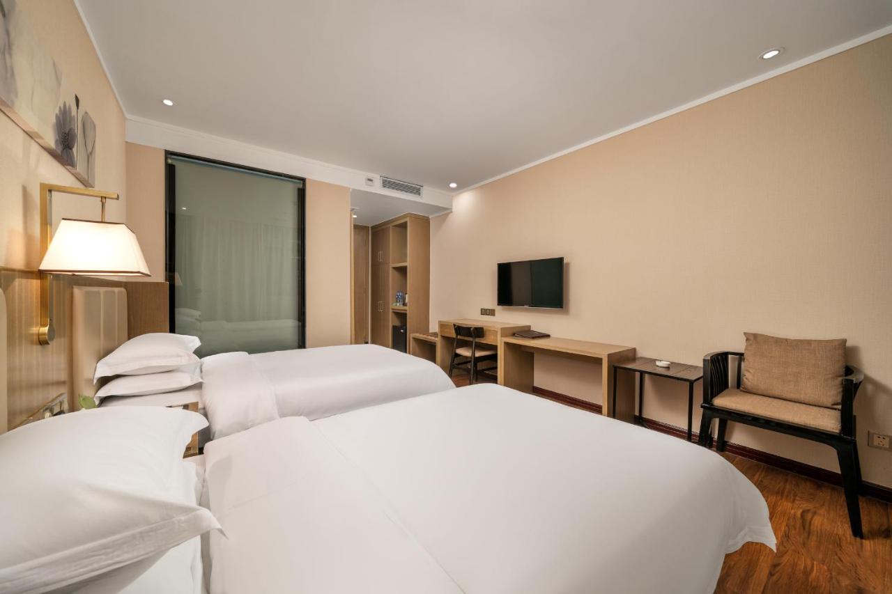 Guangzhou Boyi Hotel Екстериор снимка