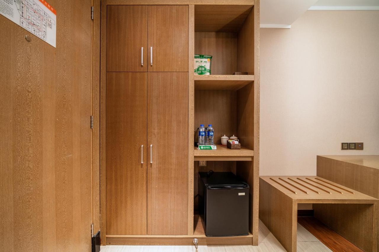 Guangzhou Boyi Hotel Екстериор снимка